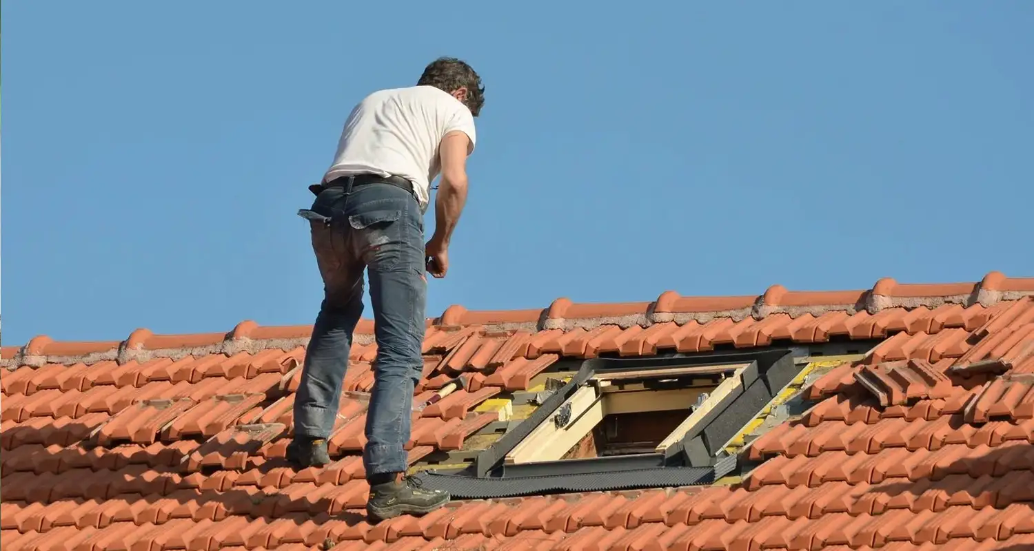 pose-et-reparation-de-velux 44